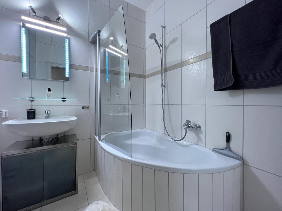 Vienna Design Apartment By Rabe - Kostenfreier Parkplatz & Netflix & Coffee-Bar - Nahe Schloss Schoenbrunn Extérieur photo